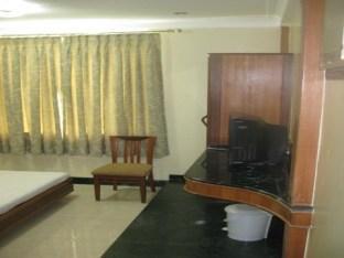 فندق مومبايفي  Manas Residency المظهر الخارجي الصورة